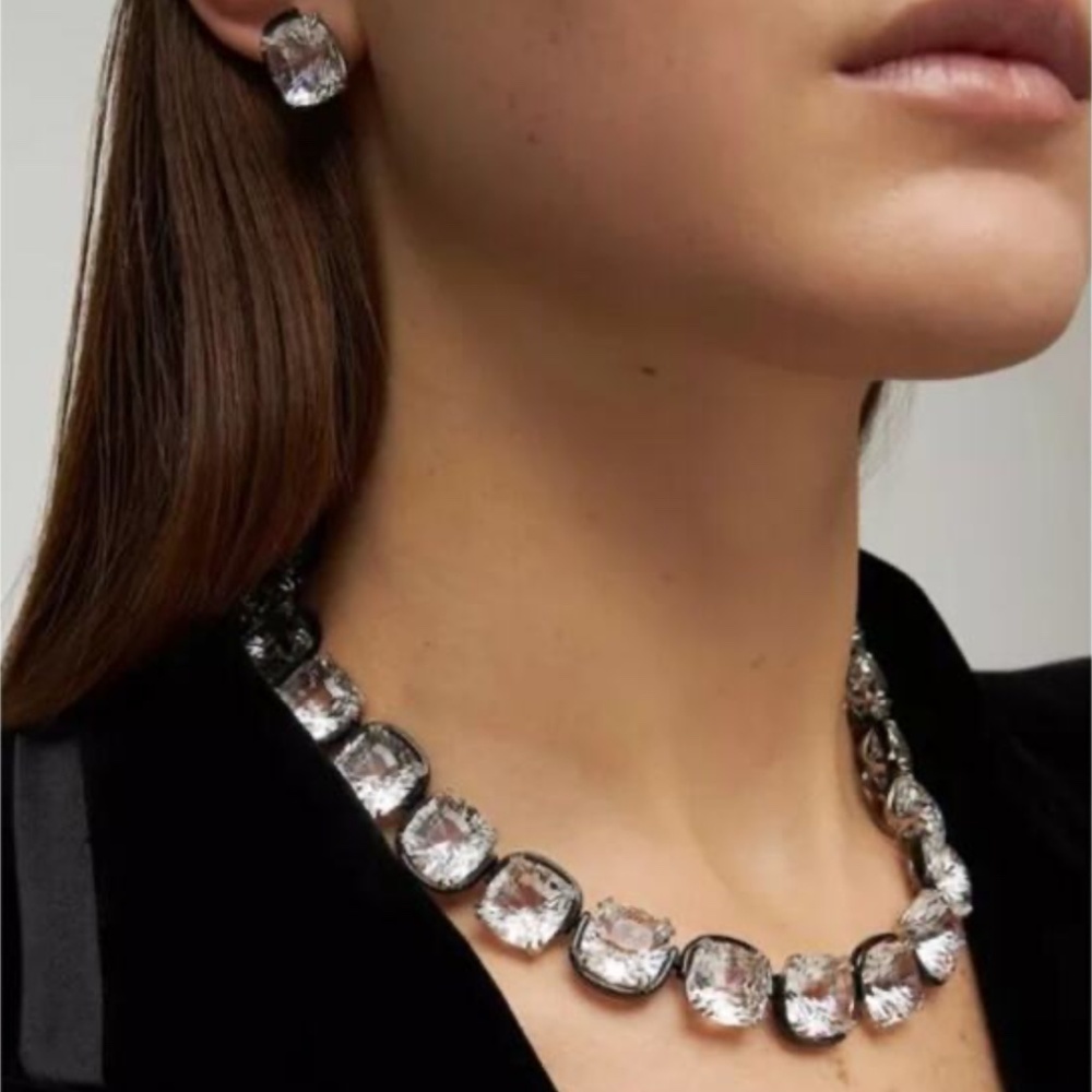 Swarovski Harmonia White Cushion Square Cut Crystal Choker Necklace in Box